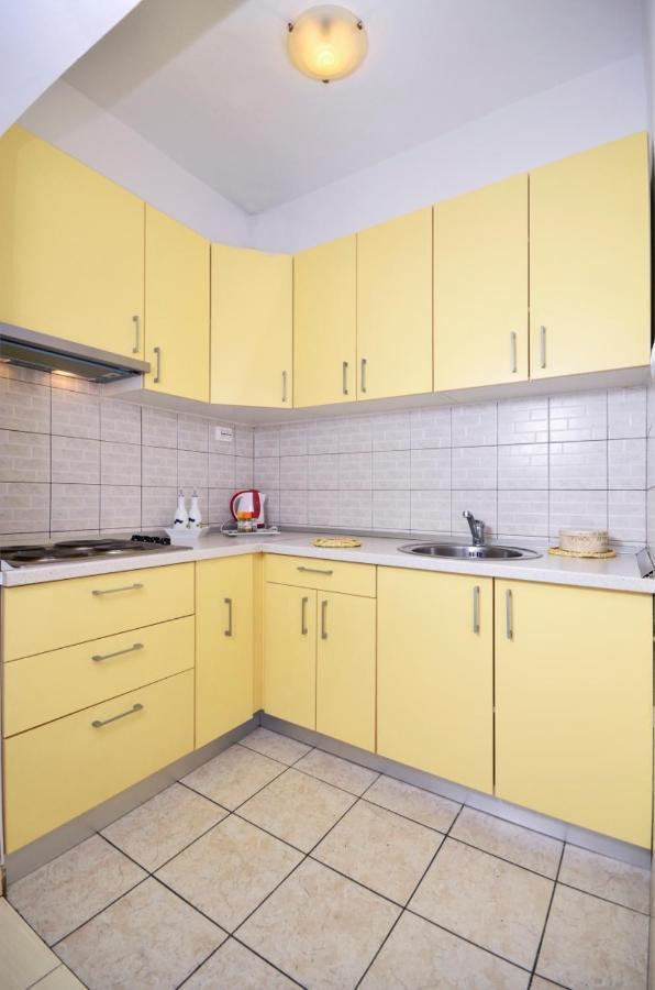 Apartments Jana Макарска Екстериор снимка