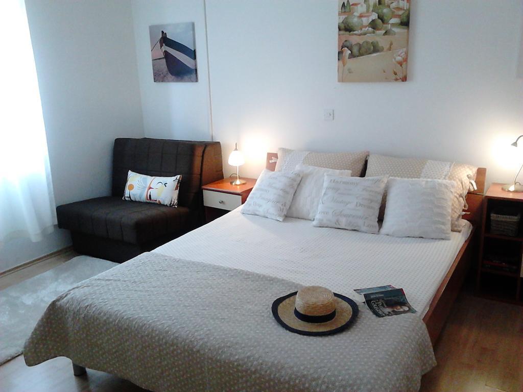 Apartments Jana Макарска Екстериор снимка